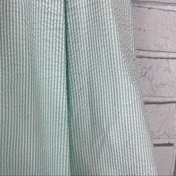 Lauren James Seersucker Skirt Size Large Like New - Picture 3 of 7